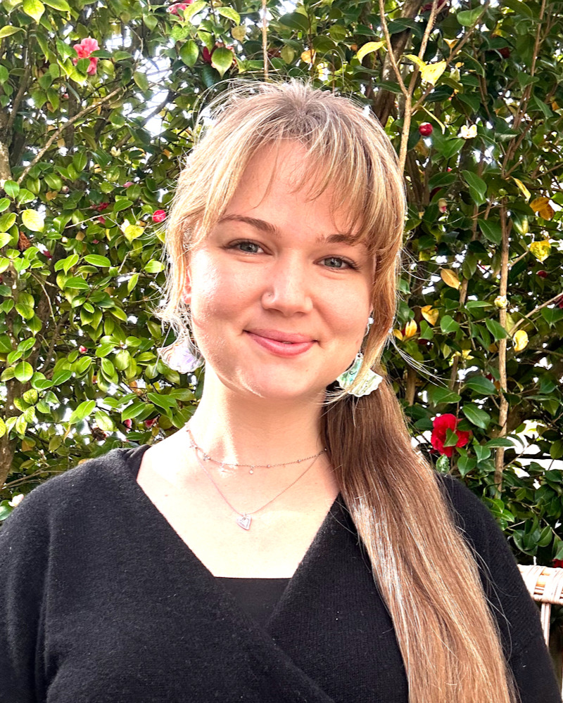 Seattle Relationship Therapist Emma Ehrlich
