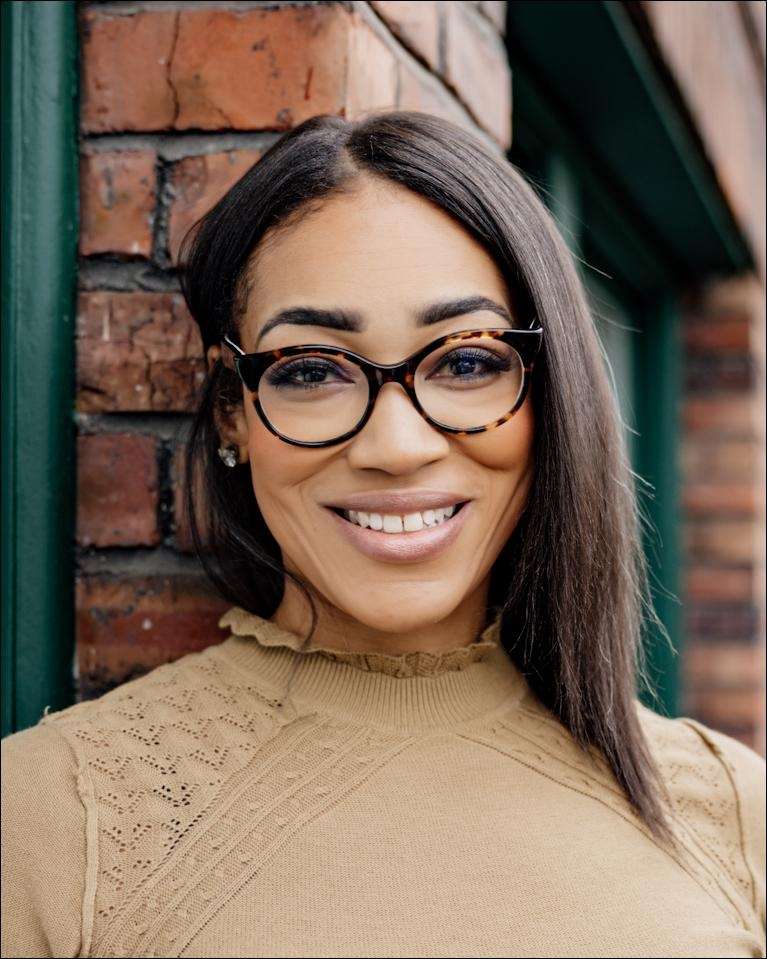 Rosa Nicole Booker, LMFTA - Seattle Therapist